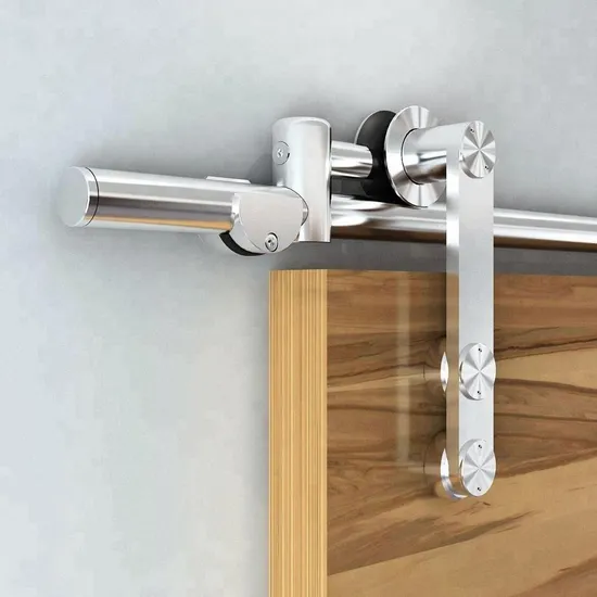 Sistema de herrajes para puertas corredizas de granero de acero inoxidable con decoración de lujo | Armario para dormitorio, uso interior hotelero y comercial | Kit de barandilla resistente