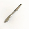 Manijas para armarios de cocina, pomos, cuchara, cuchillo, tenedor, armario, mesa, cajones