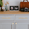 El tirador sólido de aluminio del cajón con el gabinete de cocina moleteado del modelo del diamante tira la manija