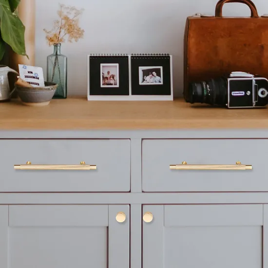 El tirador sólido de aluminio del cajón con el gabinete de cocina moleteado del modelo del diamante tira la manija