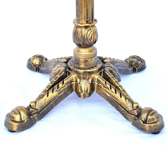Pata de mesa de centro de hierro fundido de bronce con garra de tigre decorada