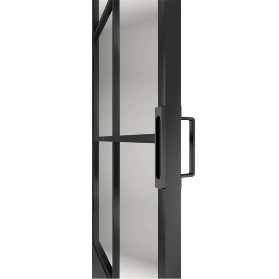 Puerta de vidrio con paneles abatibles y marco de metal con zócalo para uso interior