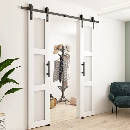 Puerta de granero de PVC blanco de 3 litros con paneles de vidrio esmerilado