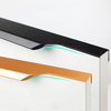 Manija ocultada del tirador decorativo integrado borde del gabinete de cocina de la aleación de aluminio