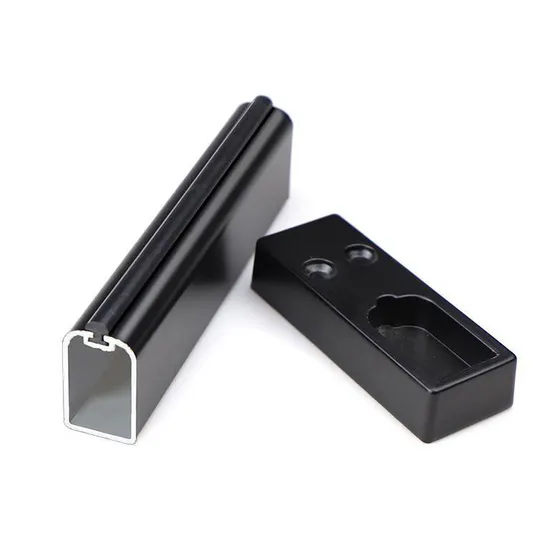 Ropa resistente de los accesorios del guardarropa de la aleación de aluminio que cuelga el armario ovalado Rod