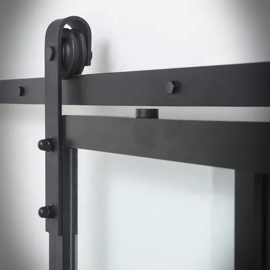Nueva puerta de granero penal francesa con marco de acero negro interior elegante