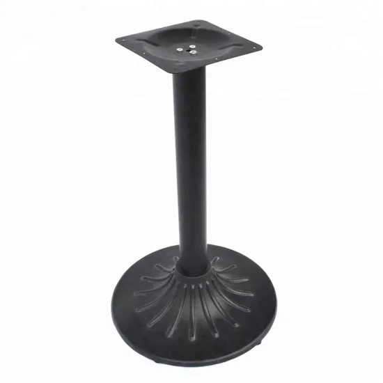 Piezas de muebles Cruz negra Pata de mesa de metal de hierro fundido para uso hotelero
