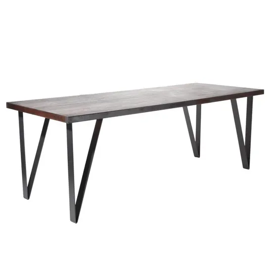 Patas de metal de mesa de hierro en forma de V de estilo industrial de nuevo diseño