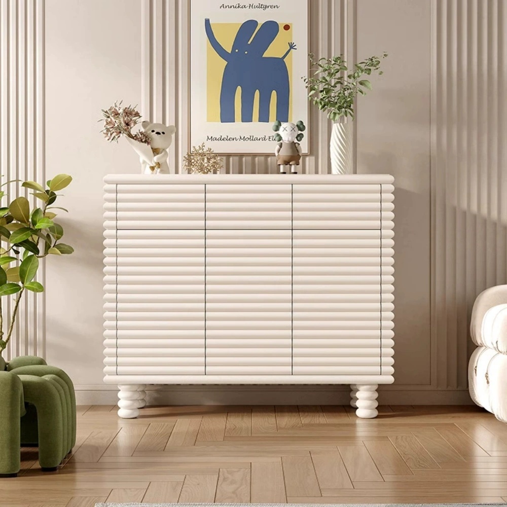 Gabinete de entrada francés vintage de madera maciza: diseño ornamentado tallado a mano para almacenamiento en el pasillo y decoración retro
