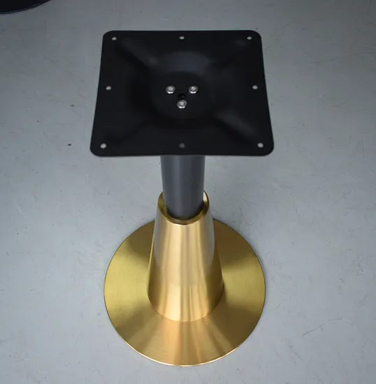 Elegante mesa de restaurante comercial con base de mesa de acero inoxidable con oro para ventas