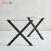 El vintage industrial modificado para requisitos particulares enmarca la forma del metal X que cena las patas de la mesa de caballete del restaurante