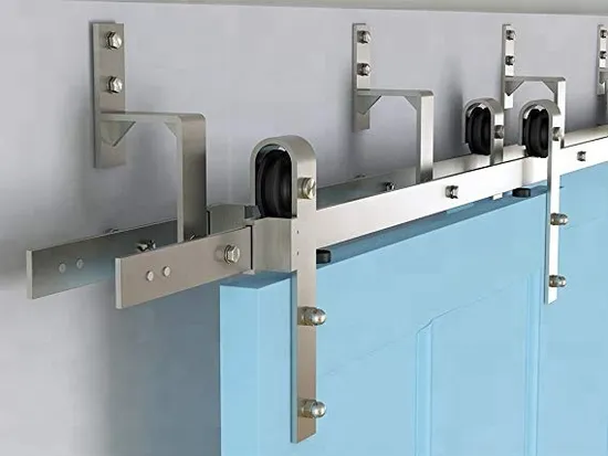Kit de herrajes para puertas corredizas de granero de doble derivación de acero de níquel cepillado: solución elegante para interiores y armarios modernos