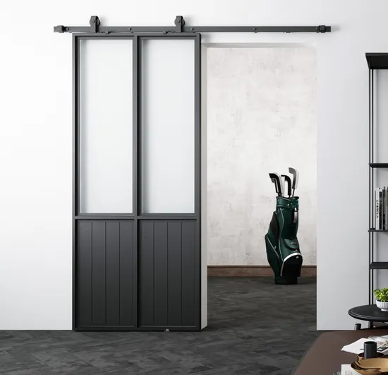 Puerta de granero de vidrio transparente con marco de acero con placa protectora para cocina