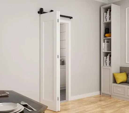 Kit de puerta de granero plegable con rodillo negro montado estilo granero