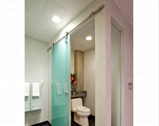 Kit moderno europeo de herrajes para puertas corredizas de granero de acero inoxidable para puertas de vidrio: diseño elegante para proyectos comerciales y residenciales