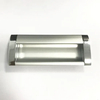 Los botones de aluminio integrados invisibles modernos del gabinete del guardarropa encubrieron las portillas del tirón del cajón